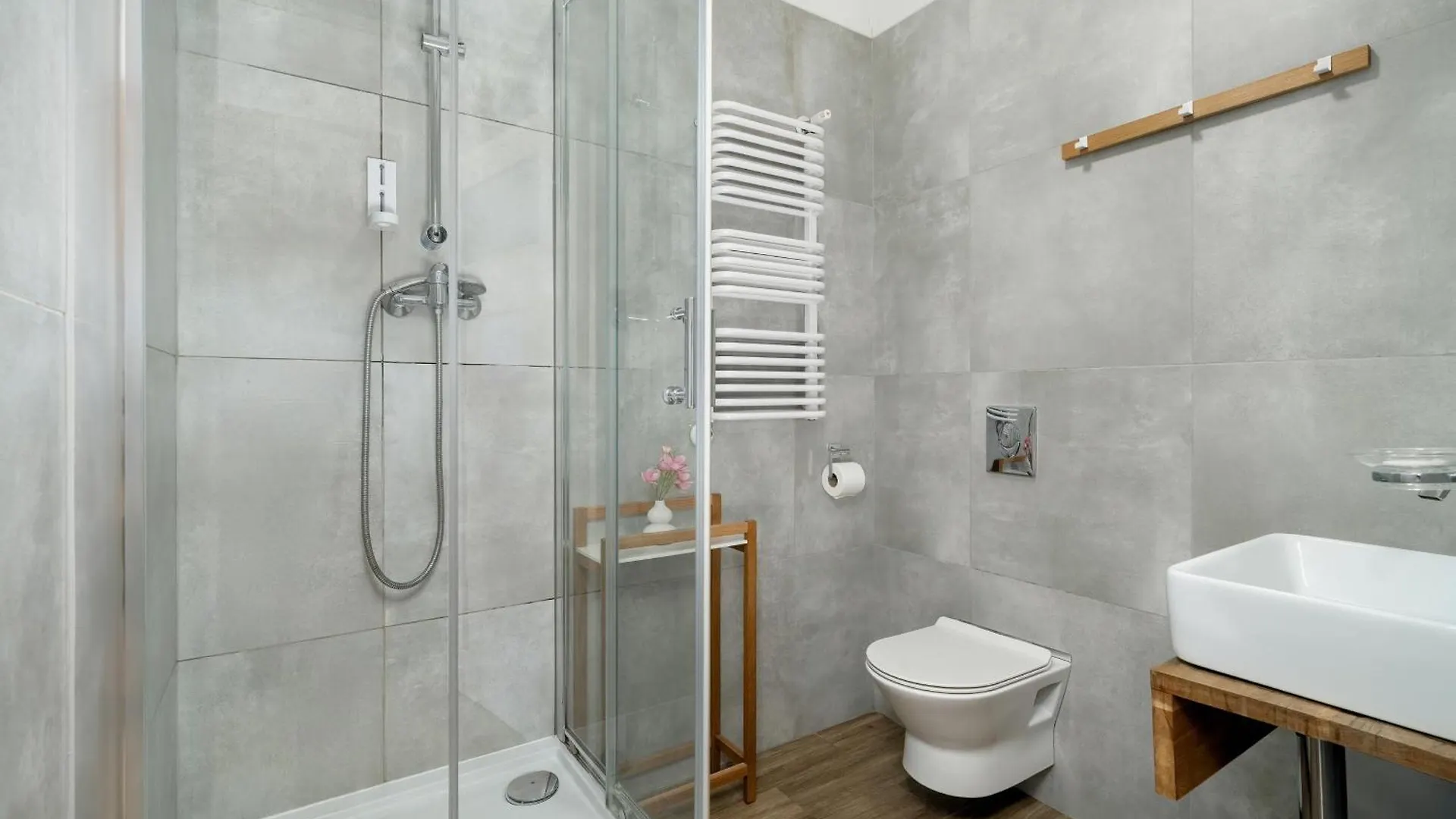 Very Berry - Glogowska 39-5 - Apartamenty Targowe, Self Check In 24H Poznaň Polsko